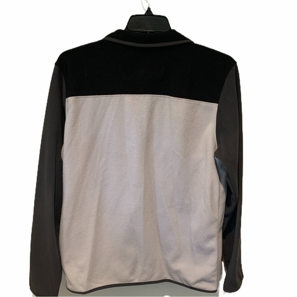 North Face black and gray fleece jacket. Full front zipper, size Large. - Picture 5 of 6